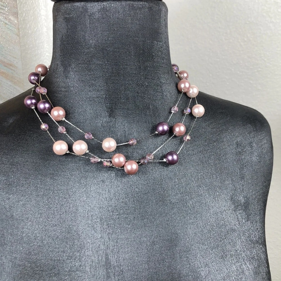Faux Pearl Rhinestone Necklace Purple & Champagne On Silver Tone Chain - Picture 8 of 16